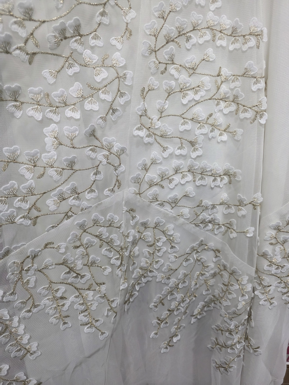 BCBGMAXAZRIA Embroidered Tulle Gown bridal shower dress bride white 4 NWT $428 - Picture 9 of 10